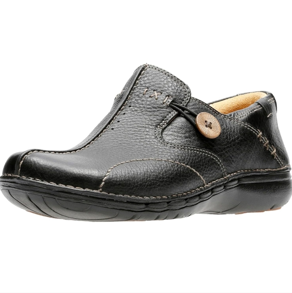 Clarks Unstructured Un Loop Shoe - Black Leather - image 1